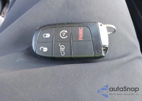 2018 Jeep Grand Cherokee Altitude 4X4 z USA, uszkodzony, nr VIN 1C4RJFAG1JC123079